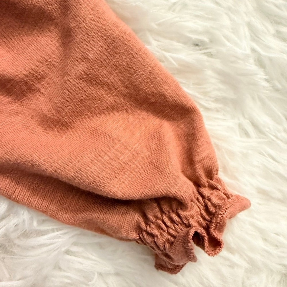 Tahari Baby Girl 18M Smocked Long Sleeve Top Terracotta Orange Ruffle Neck - Picture 5 of 9